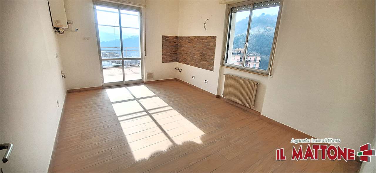 Campomorone Affitto 4 o più locali