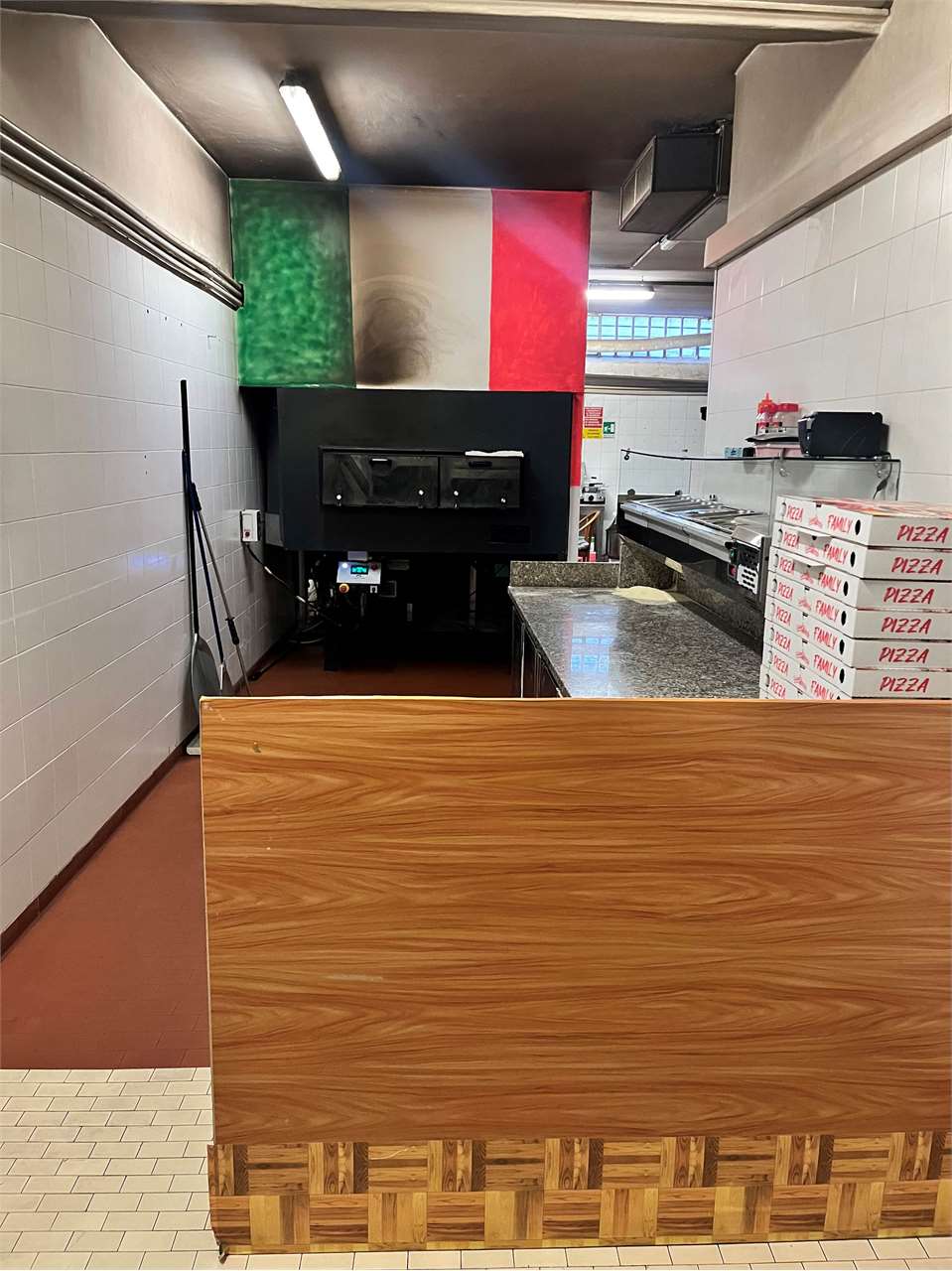 Foto attivitã commerciale in affitto a Rovereto (Trento)