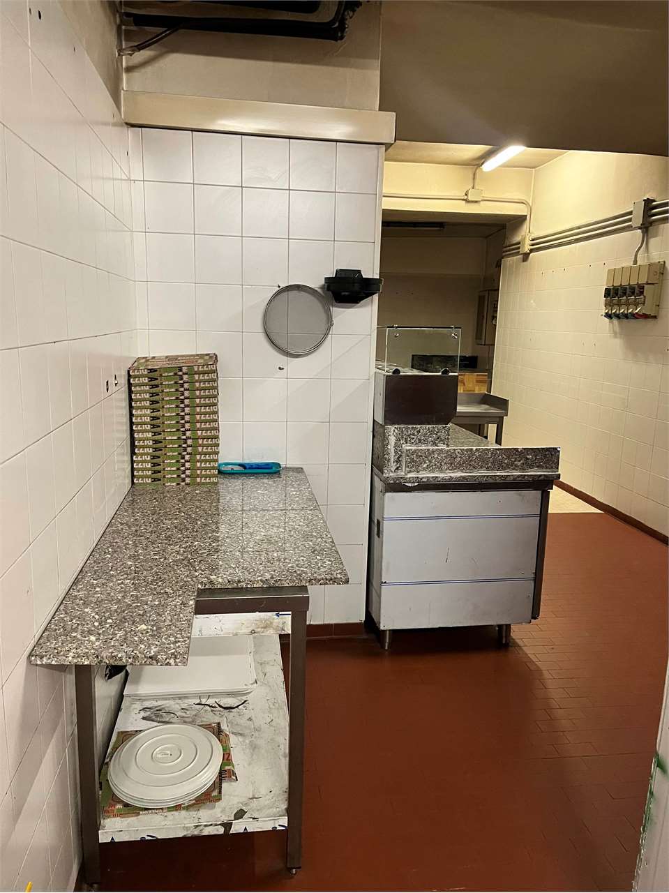 Foto attivitã commerciale in affitto a Rovereto (Trento)