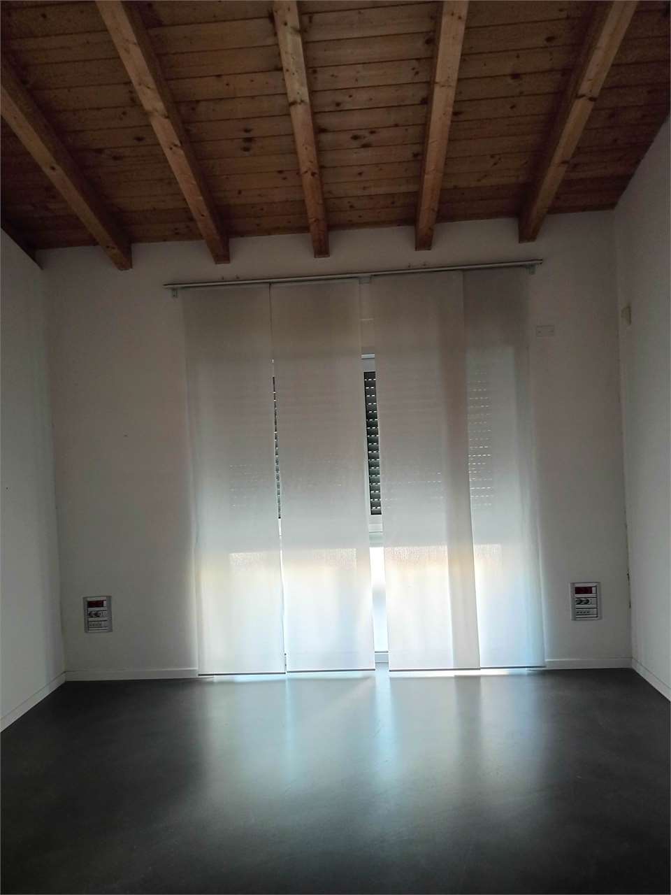Foto ufficio in affitto a Rovereto (Trento)