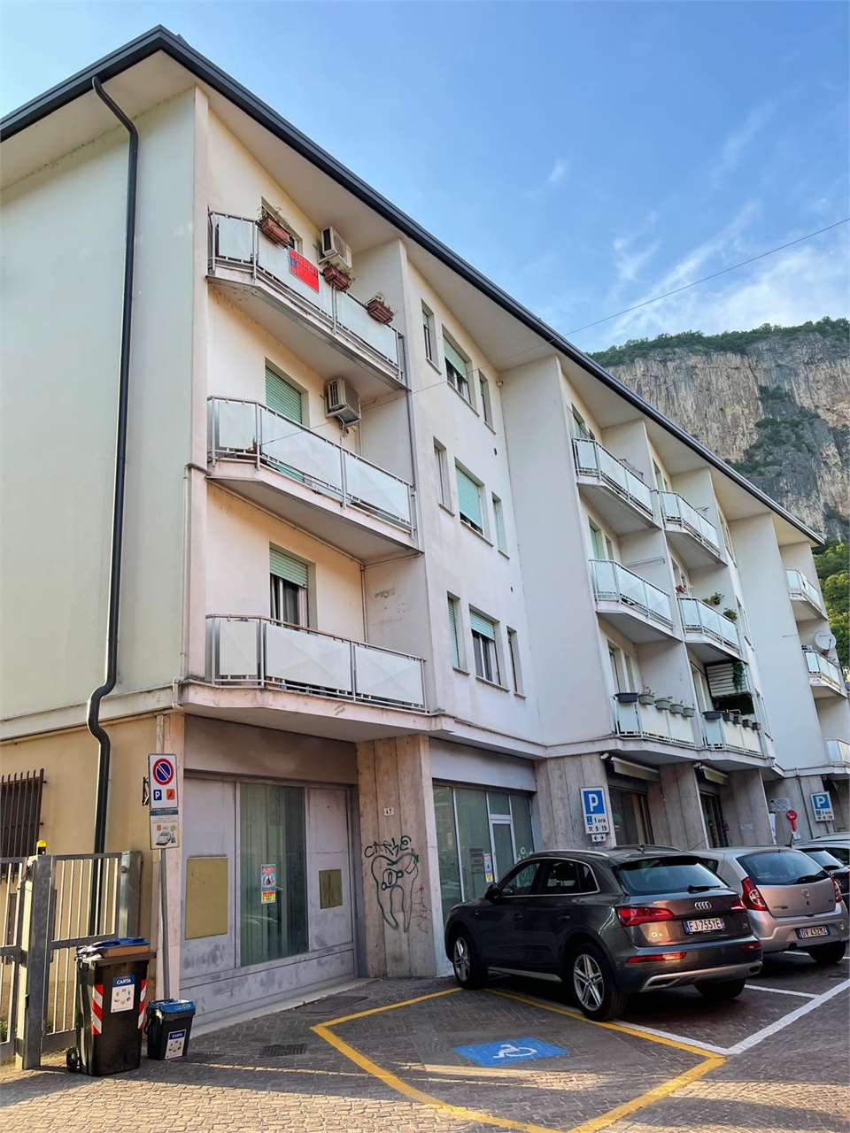 Foto appartamento in vendita a Mori (Trento)