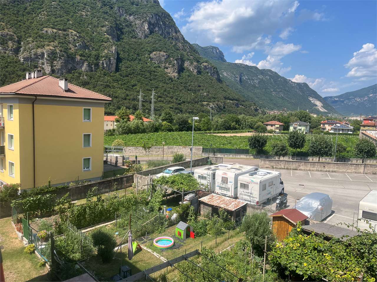 Foto appartamento in vendita a Ala (Trento)