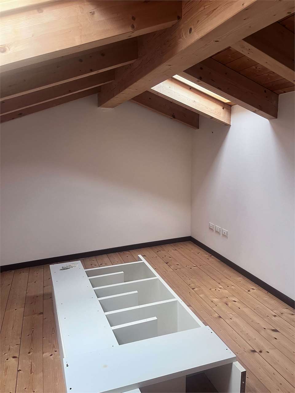 Foto appartamento in vendita a Vallarsa (Trento)