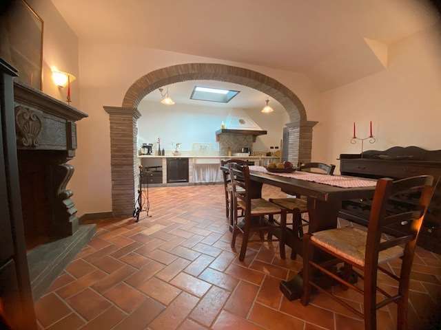 Villa in vendita a Mercatale, Vernio (PO)