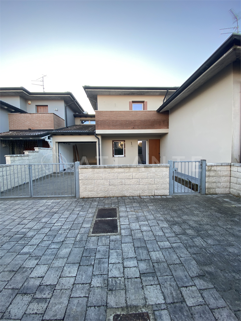 Fotografia Villa a schiera piccola 1