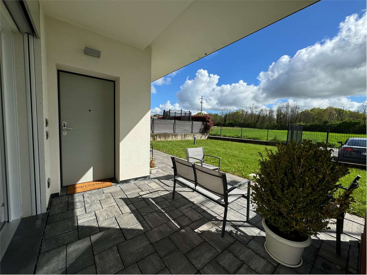 Villa in vendita a Oltrona Di San Mamette (CO)