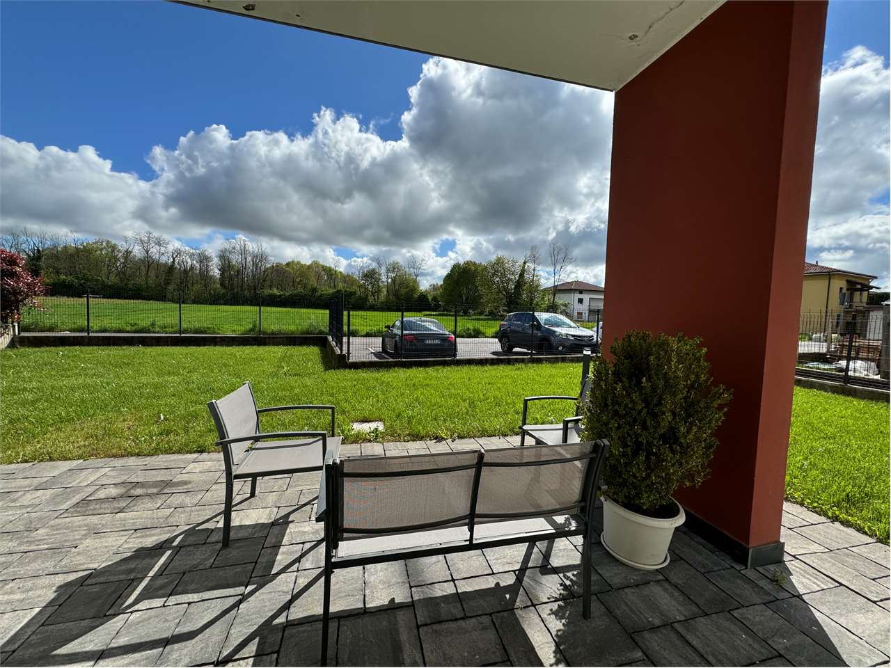 Villa in vendita a Oltrona Di San Mamette (CO)