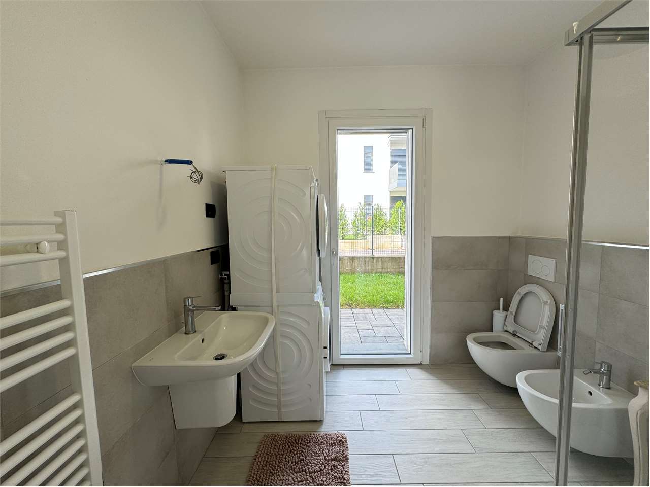 Villa in vendita a Oltrona Di San Mamette (CO)