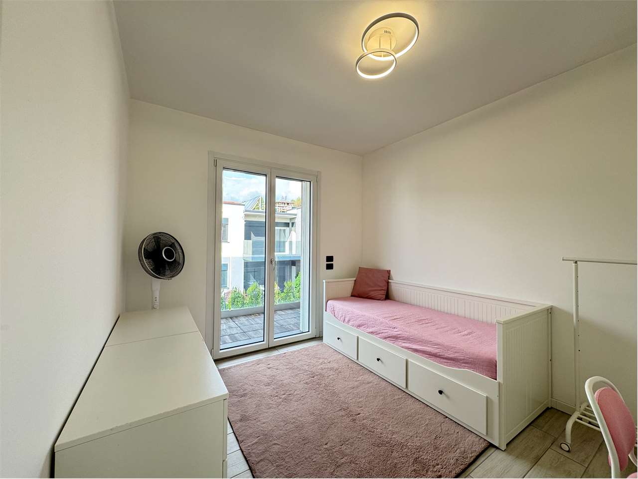 Villa in vendita a Oltrona Di San Mamette (CO)