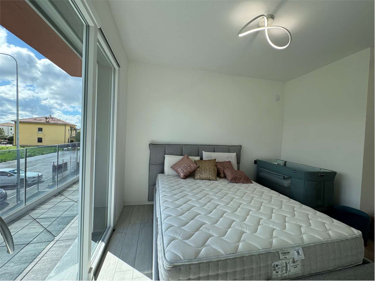Villa in vendita a Oltrona Di San Mamette (CO)