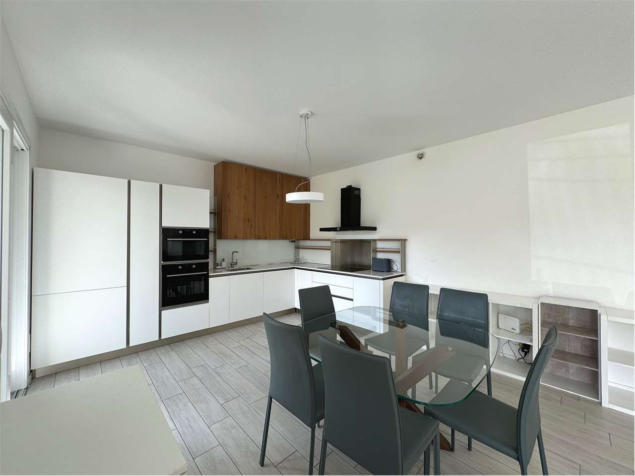 Villa in vendita a Oltrona Di San Mamette (CO)