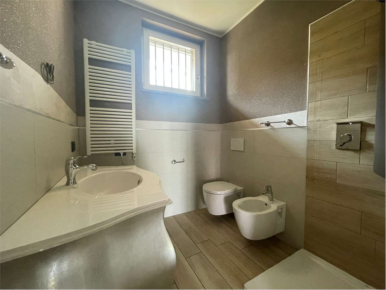 Villa in vendita a Bregnano (CO)