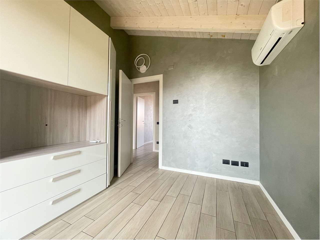Villa in vendita a Bregnano (CO)