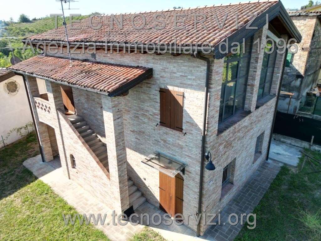 Villa in vendita a Savignano Sul Panaro (MO)