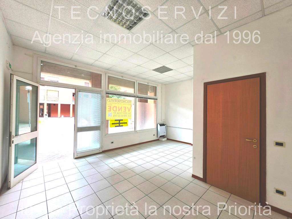 VENDITE Locali commerciali a Savignano sul Panaro – foto 1
