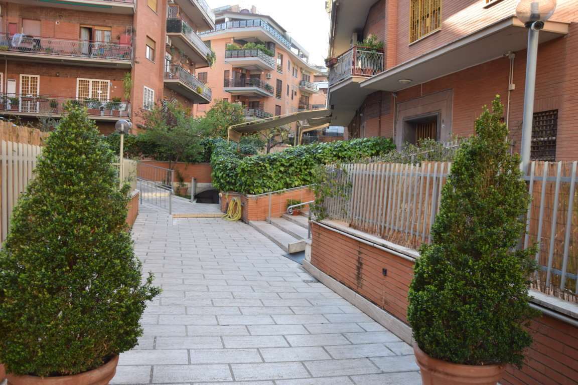 Appartamento in vendita a Roma (RM)
