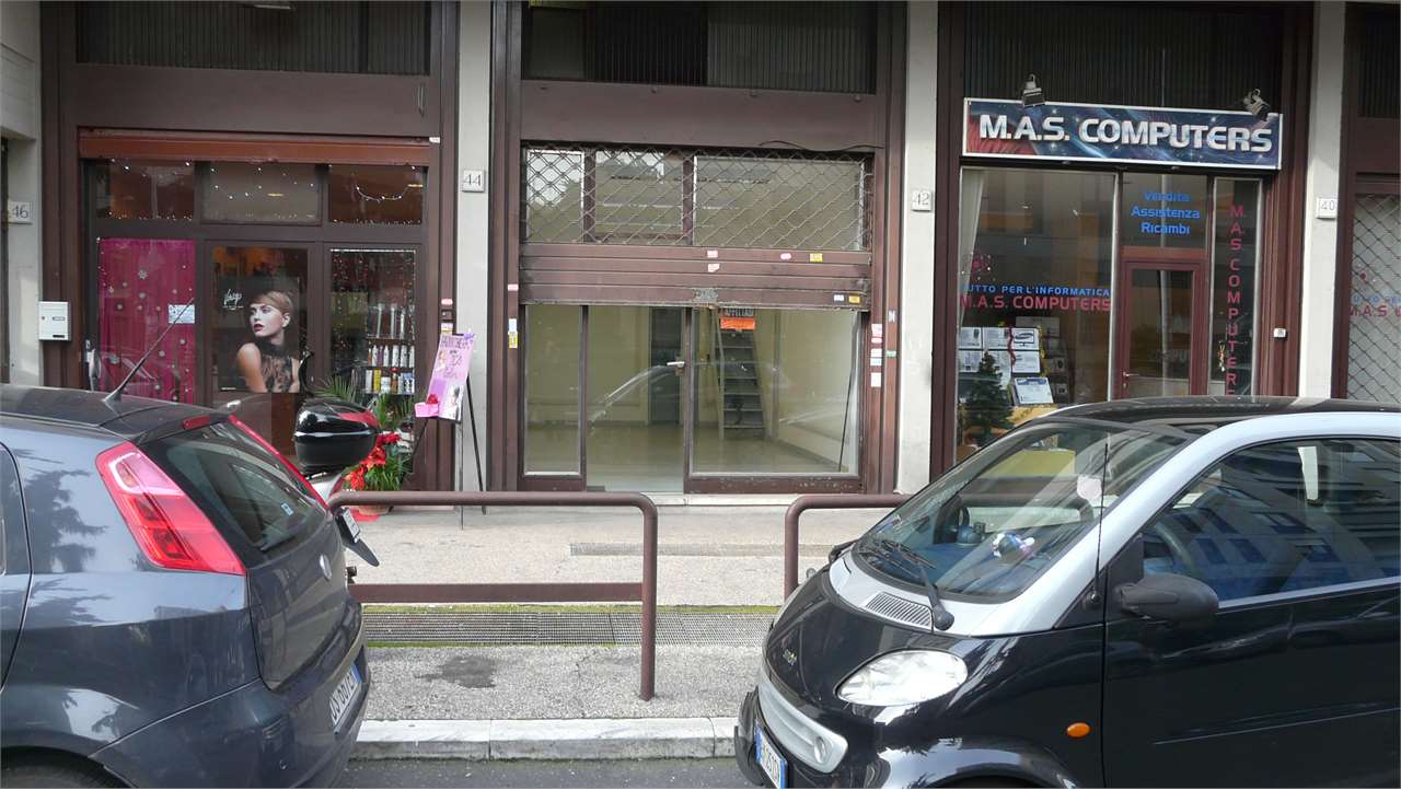 Negozio in vendita a Roma (RM)