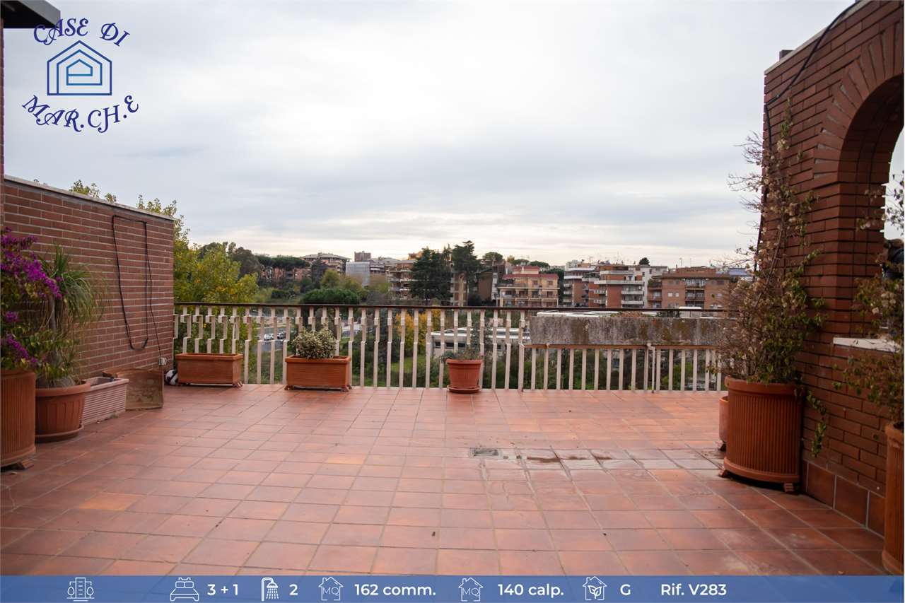 Appartamento in vendita a Roma (RM)