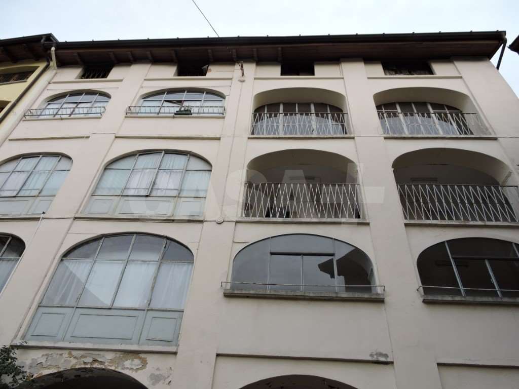 Vendita Palazzo/Palazzina/Stabile Casa/Villa Cugliate-Fabiasco 3996