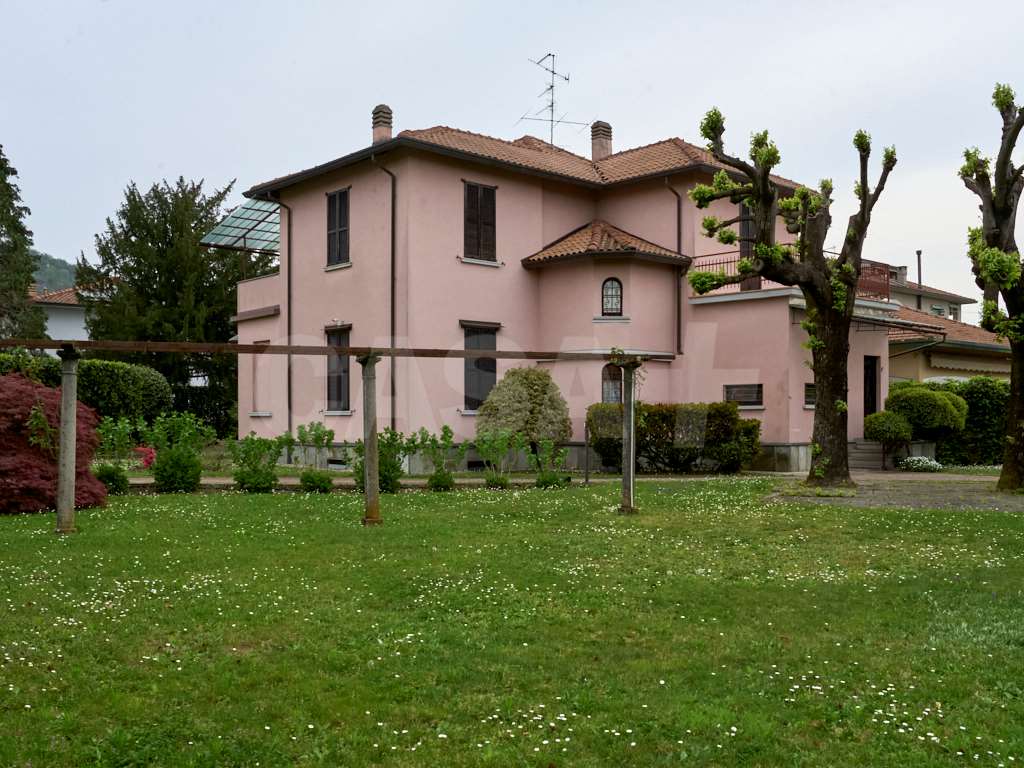 Vendita Villa unifamiliare Casa/Villa Gavirate Viale ticino 63 487583