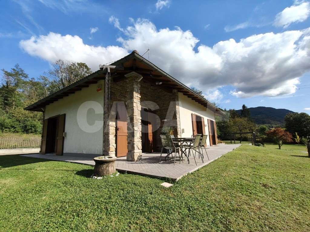 Fotografia Villa singola piccola 2