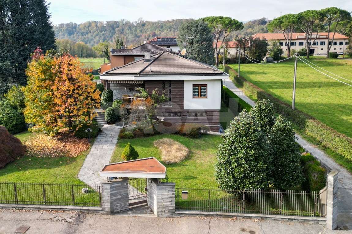 Malnate Vendita Villa Bifamiliare