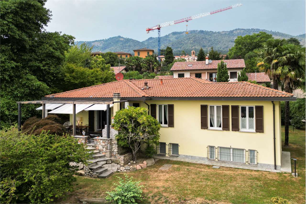 VENDITE Rustico e Casa a Barasso – foto 1