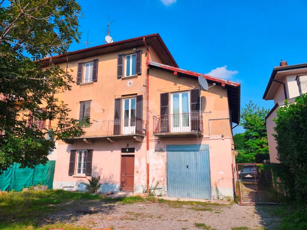 VENDITE Rustico e Casa a Varese – foto 1