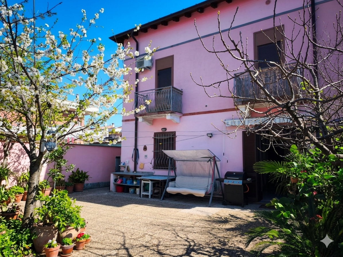 VENDITE Ville singole o a schiera a Varese – foto 1