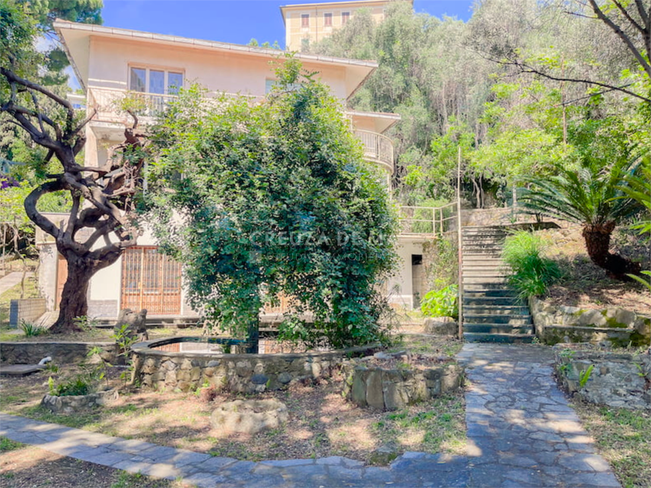 Villa in vendita a Recco (GE)