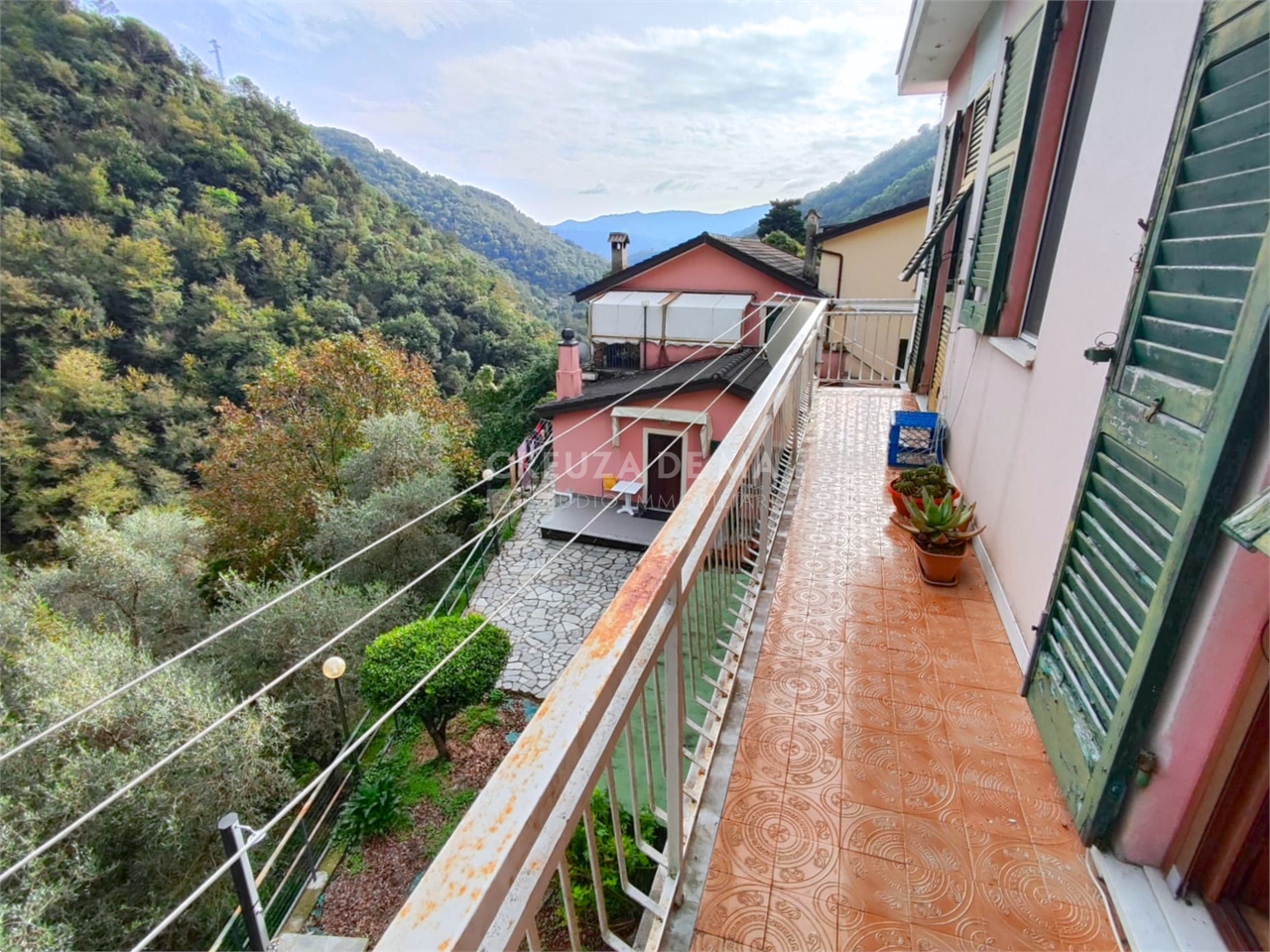 Porzione di casa in vendita a Rapallo (GE)