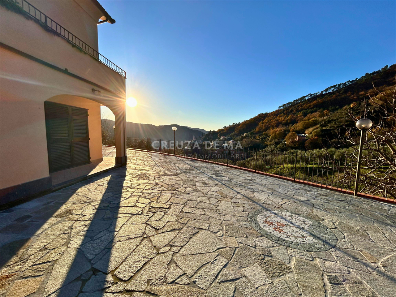Fotografia Villa singola piccola 1