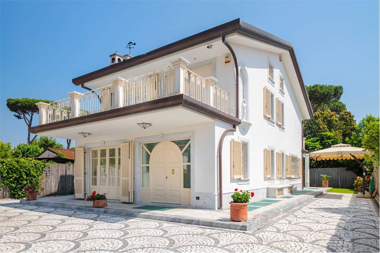 Forte dei Marmi Affitto 4 o più locali