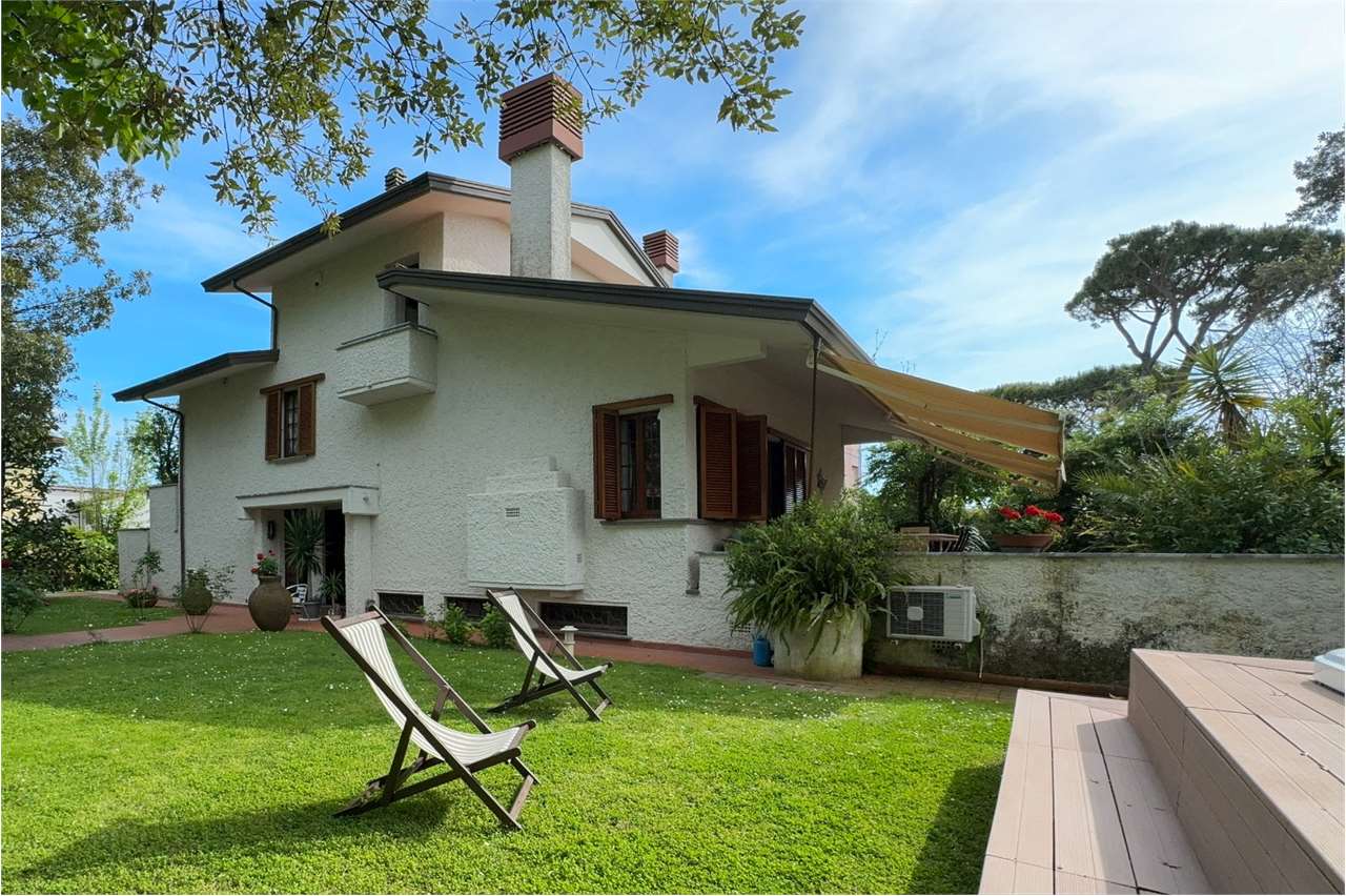 Villa in affitto a Forte Dei Marmi (LU)