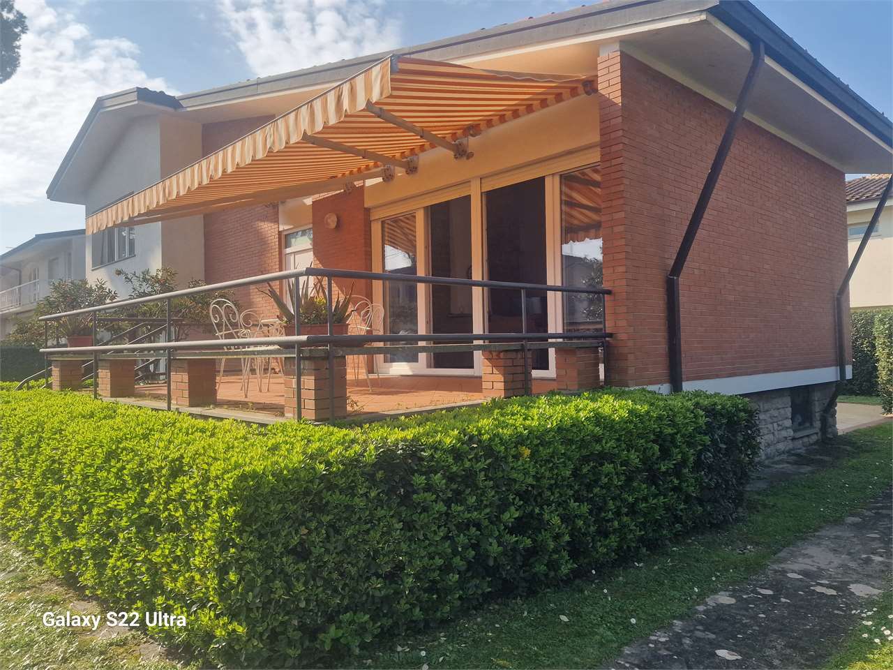 AFFITTI Box/Garage/Posto auto a Pietrasanta &ndash; foto 1