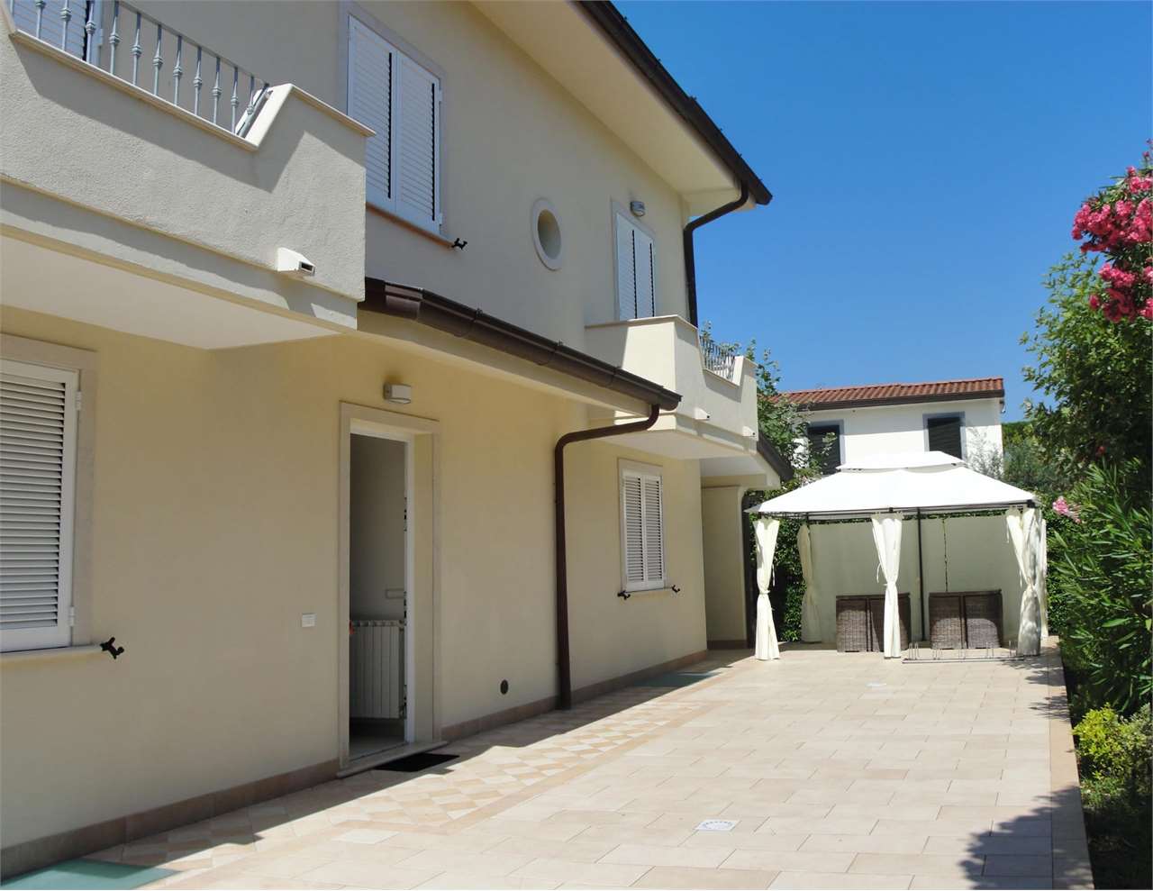 Forte dei Marmi Affitto Posto Auto
