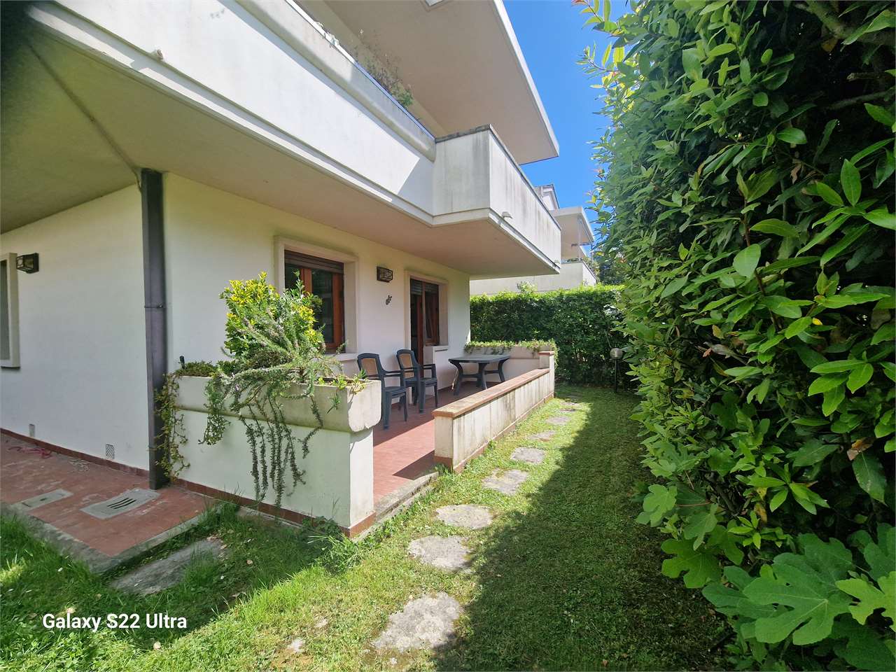 AFFITTI Box/Garage/Posto auto a Montignoso &ndash; foto 1