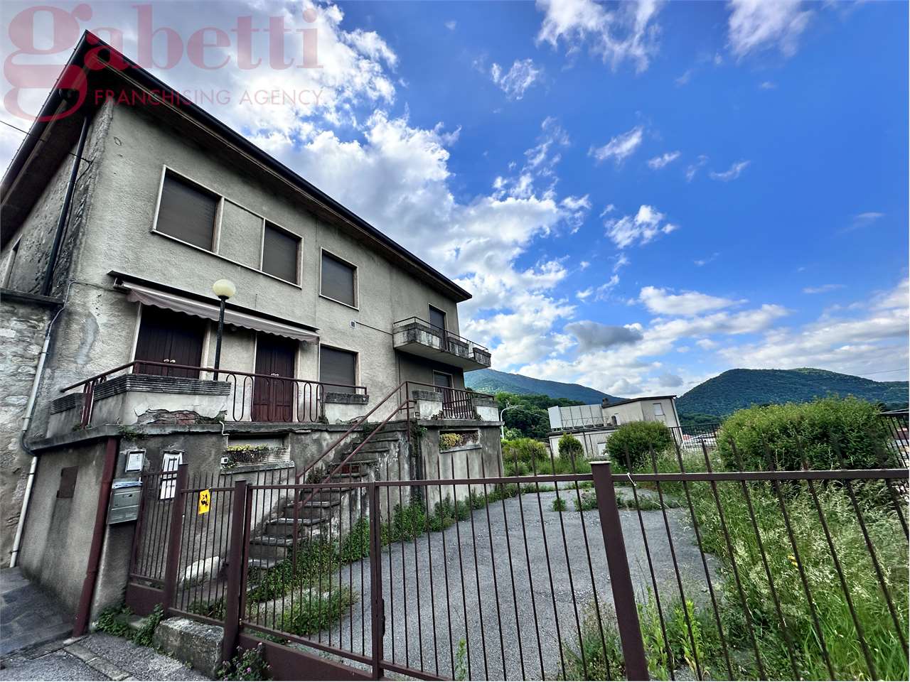 Asso Vendita Stabile / Palazzo