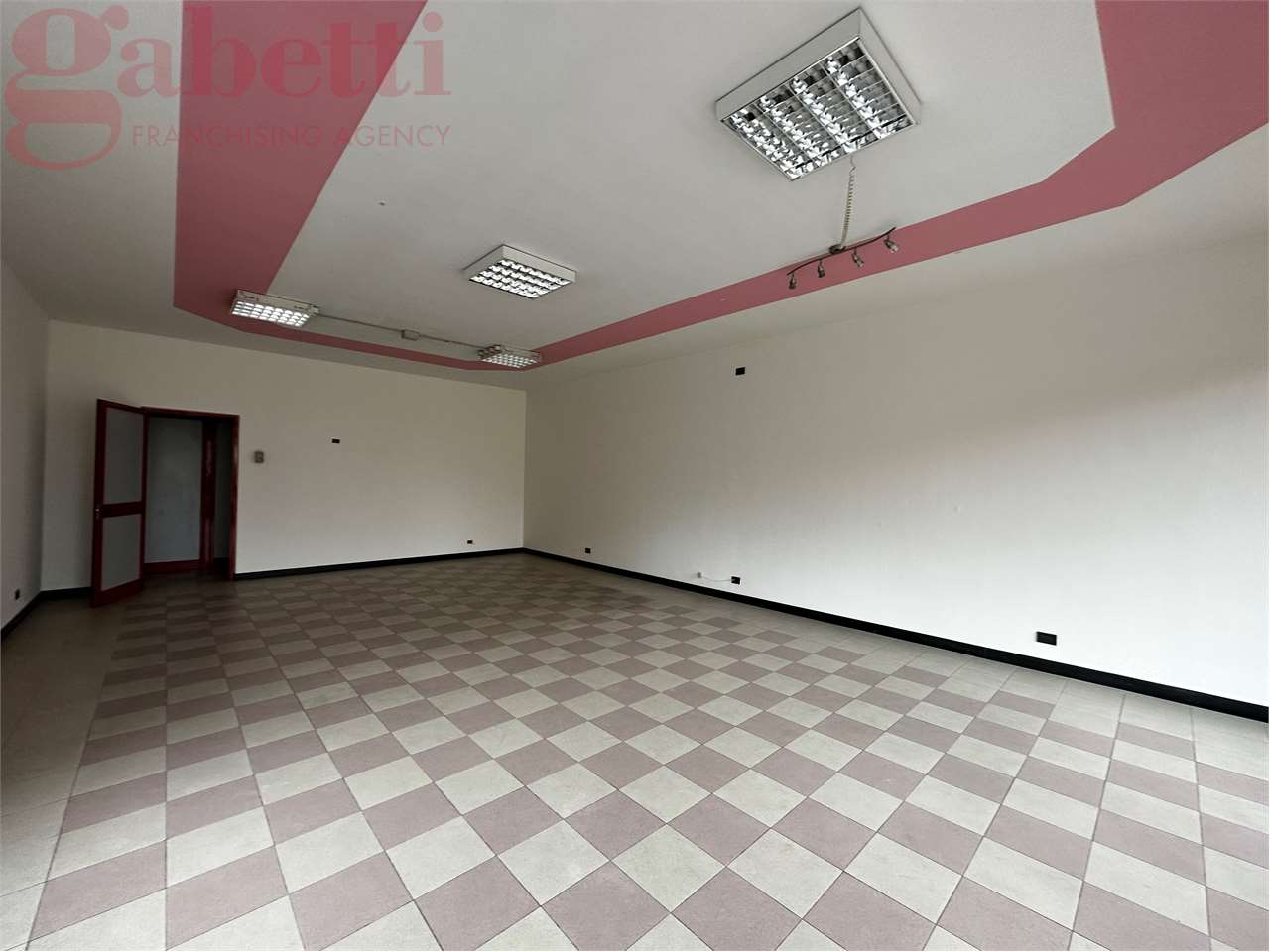 Erba Affitto Ufficio