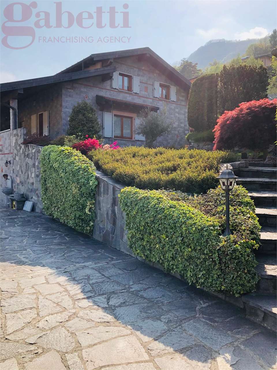 Asso Vendita Villa