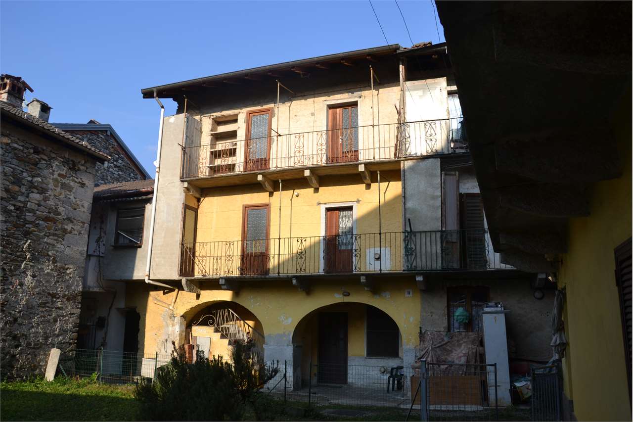Vendita Porzione di casa Casa/Villa Cambiasca Via Simonetta  21 470167