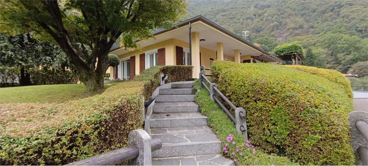 Villa unifamiliare in vendita in Via Martiri 191, Gravellona Toce