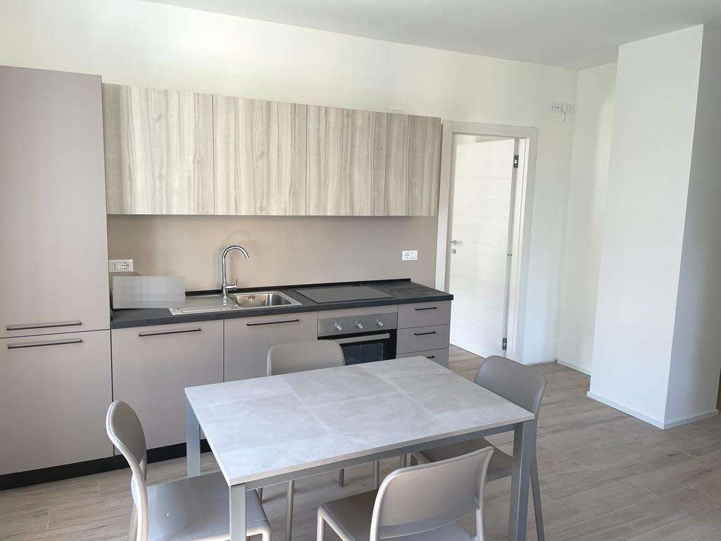 Foto appartamento in affitto a Trento (Trento)