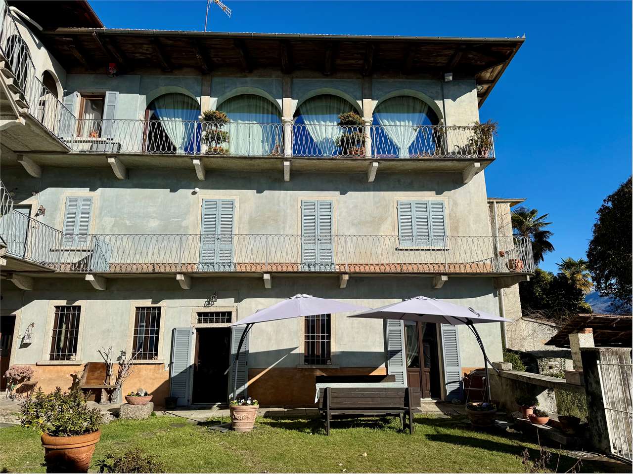 Appartamento piano terra vista Lago d'Orta