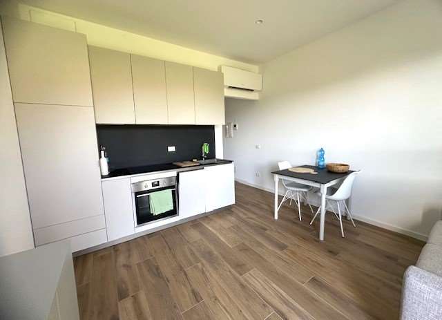 Uggiate-Trevano Affitto 2 locali