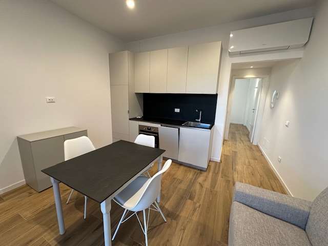 Uggiate-Trevano Affitto 2 locali