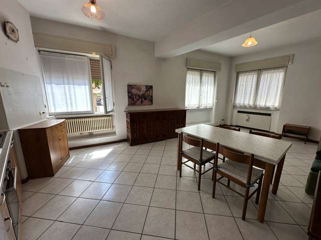AFFITTI Appartamento a Como – foto 1
