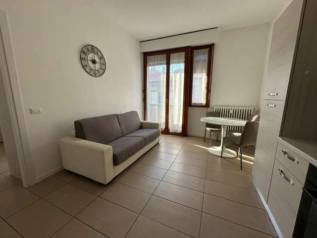 AFFITTI Appartamento a Como – foto 1