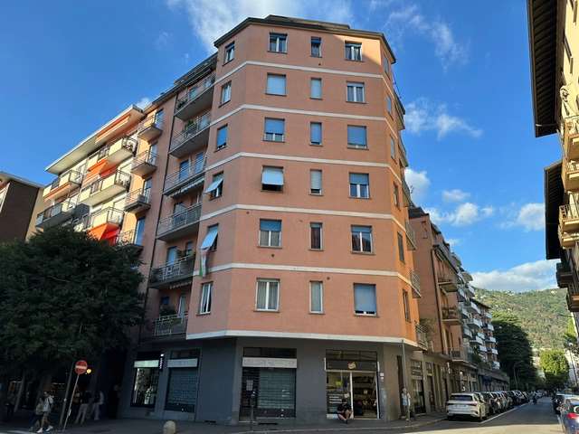 VENDITE Appartamento a Como &ndash; foto 1