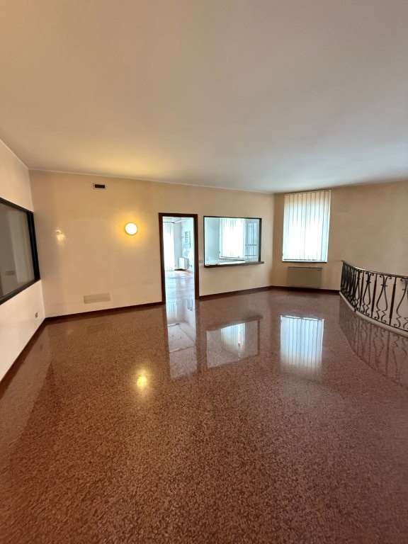 Ufficio Centro Storico mq.750
